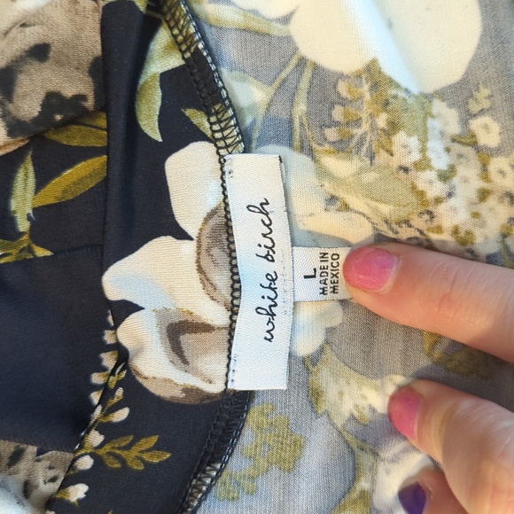 EUC White Birch Top - Large - Picture 9 of 9